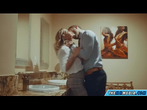 ❤️ Wenn eine vollbusige Blondine dich in einer öffentlichen Toilette verführt ❤️❌ Sluts bei porn de.qizpornolar.ru ❌️